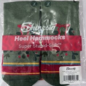 Shinesty super stupid soft crew socks the holiday smooch size large Christmas